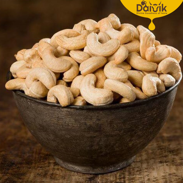 WHOLE CASHEWNUTS BOLD-W240 COUNTS
