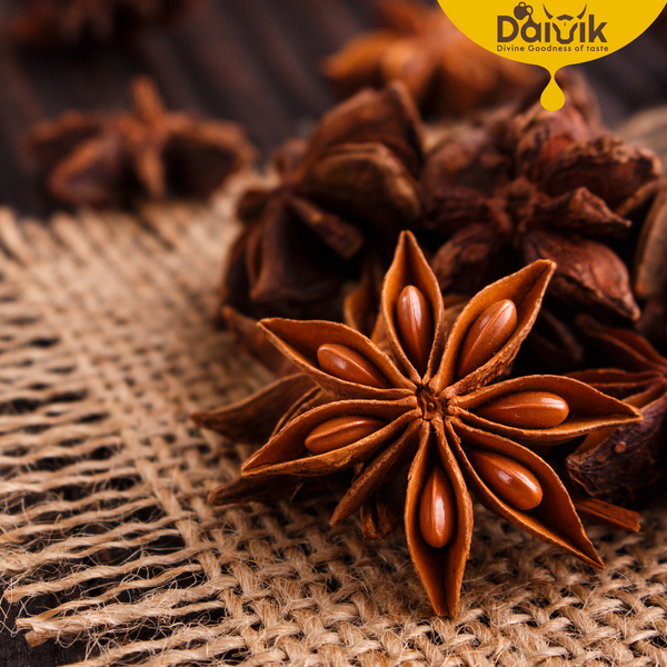 Organic Star Anise / Annasi Poo